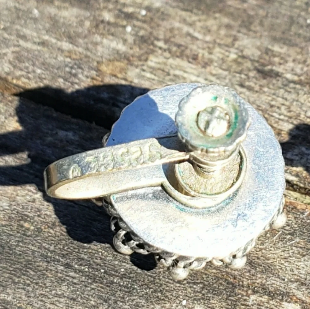 Vintage Native American Or Mexican Turquoise Sterling Silver Screwback Earrings - Picture 5 of 16